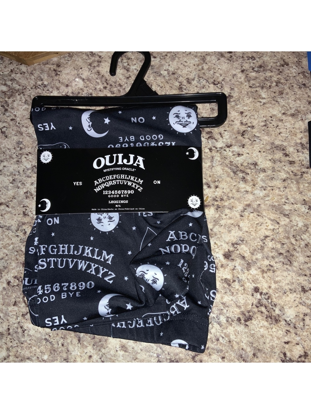 Women’s ouija leggings nwt